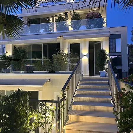 Apartman Anna Polisi i Vogel